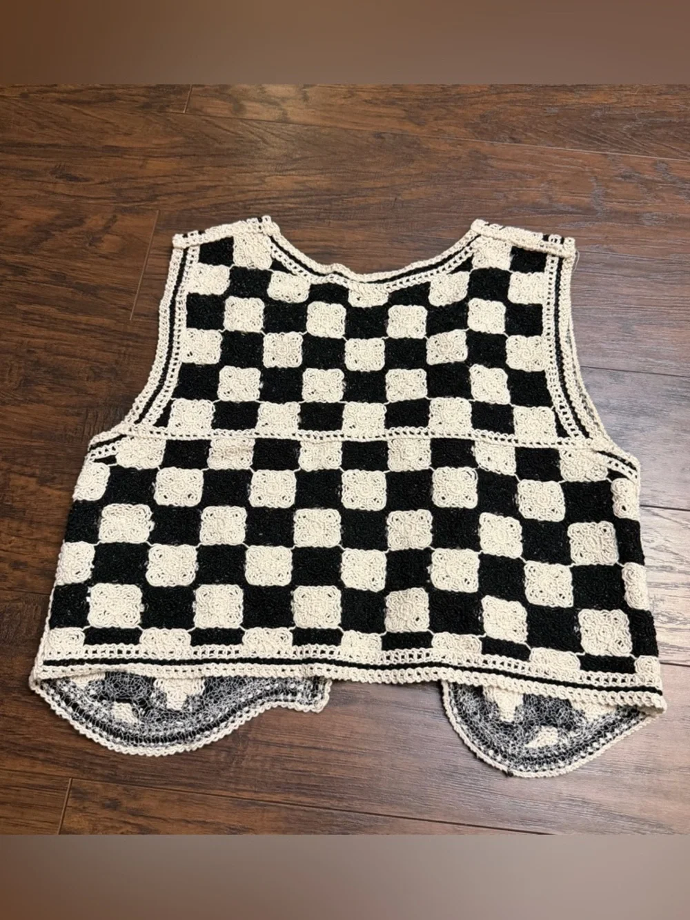 Crochet Checkerboard patterned Vest in Black & Cream - Picture 2 of 4